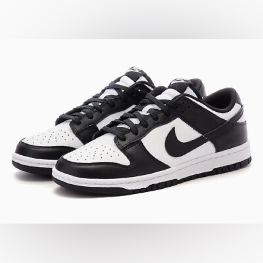 Nike Panda Dunks